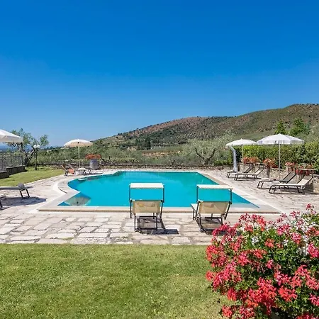 Villa Giulia 10, Emma