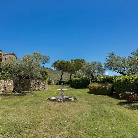 Villa Giulia 10, Emma Tuoro sul Trasimeno